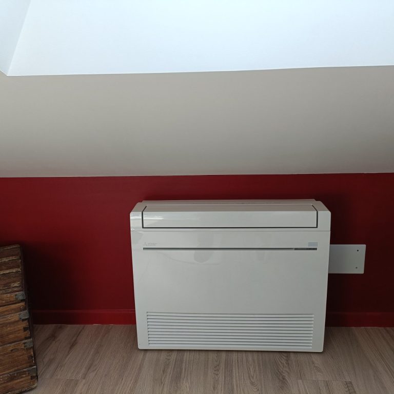 Installation climatisation réversible en sous pente